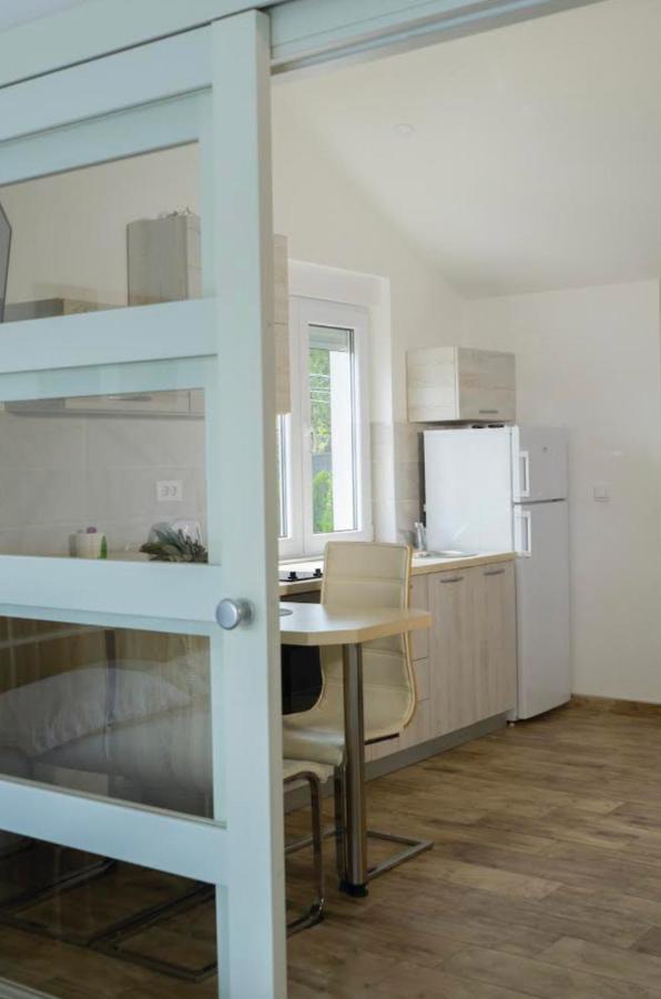 Franovic Apartments Tivat Exterior foto