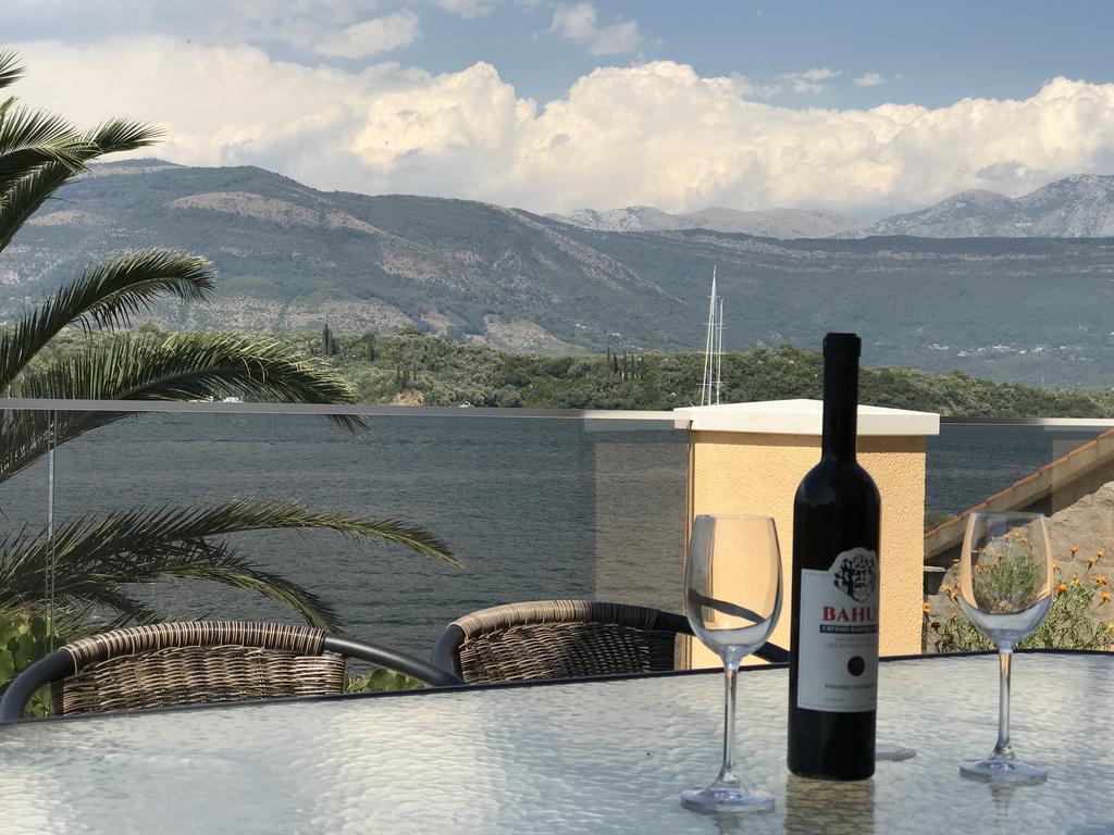 Franovic Apartments Tivat Exterior foto
