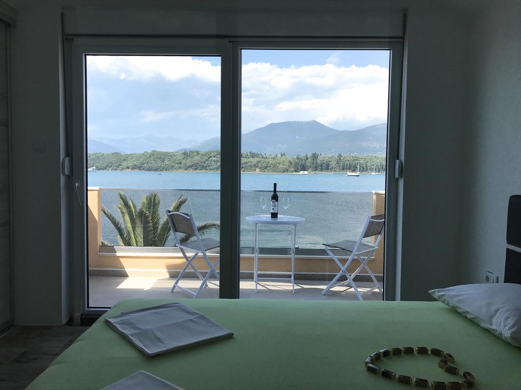 Franovic Apartments Tivat Exterior foto