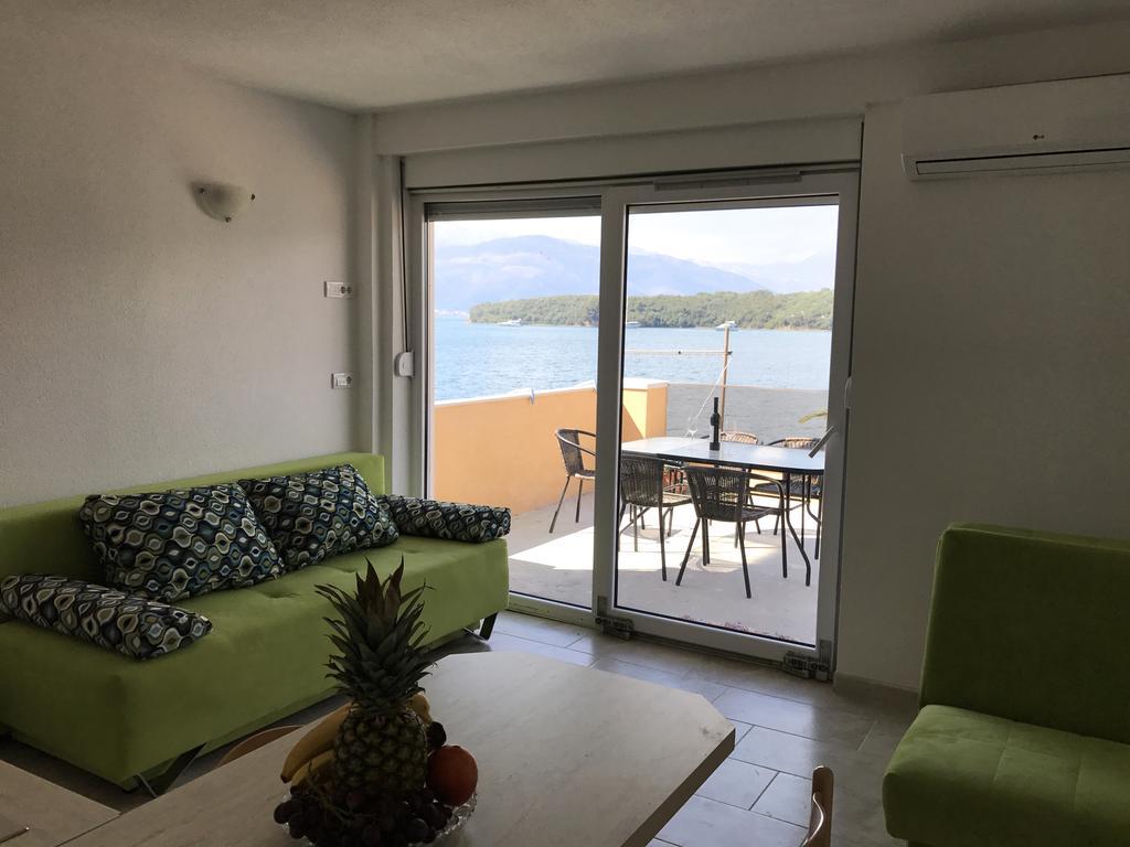 Franovic Apartments Tivat Exterior foto