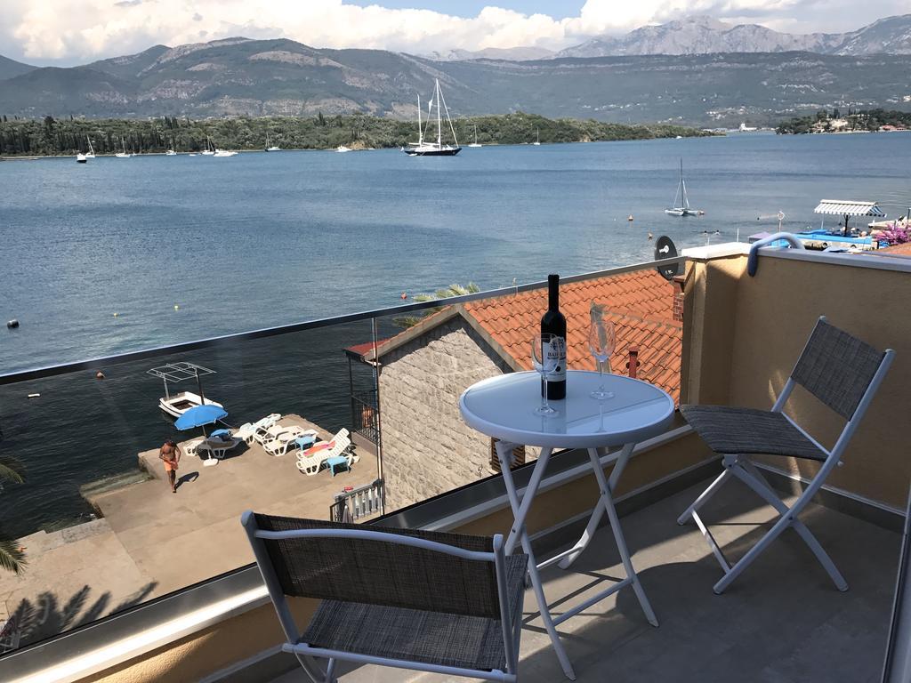 Franovic Apartments Tivat Exterior foto