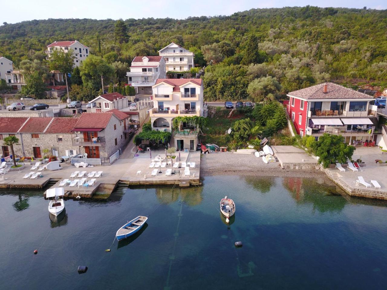 Franovic Apartments Tivat Exterior foto