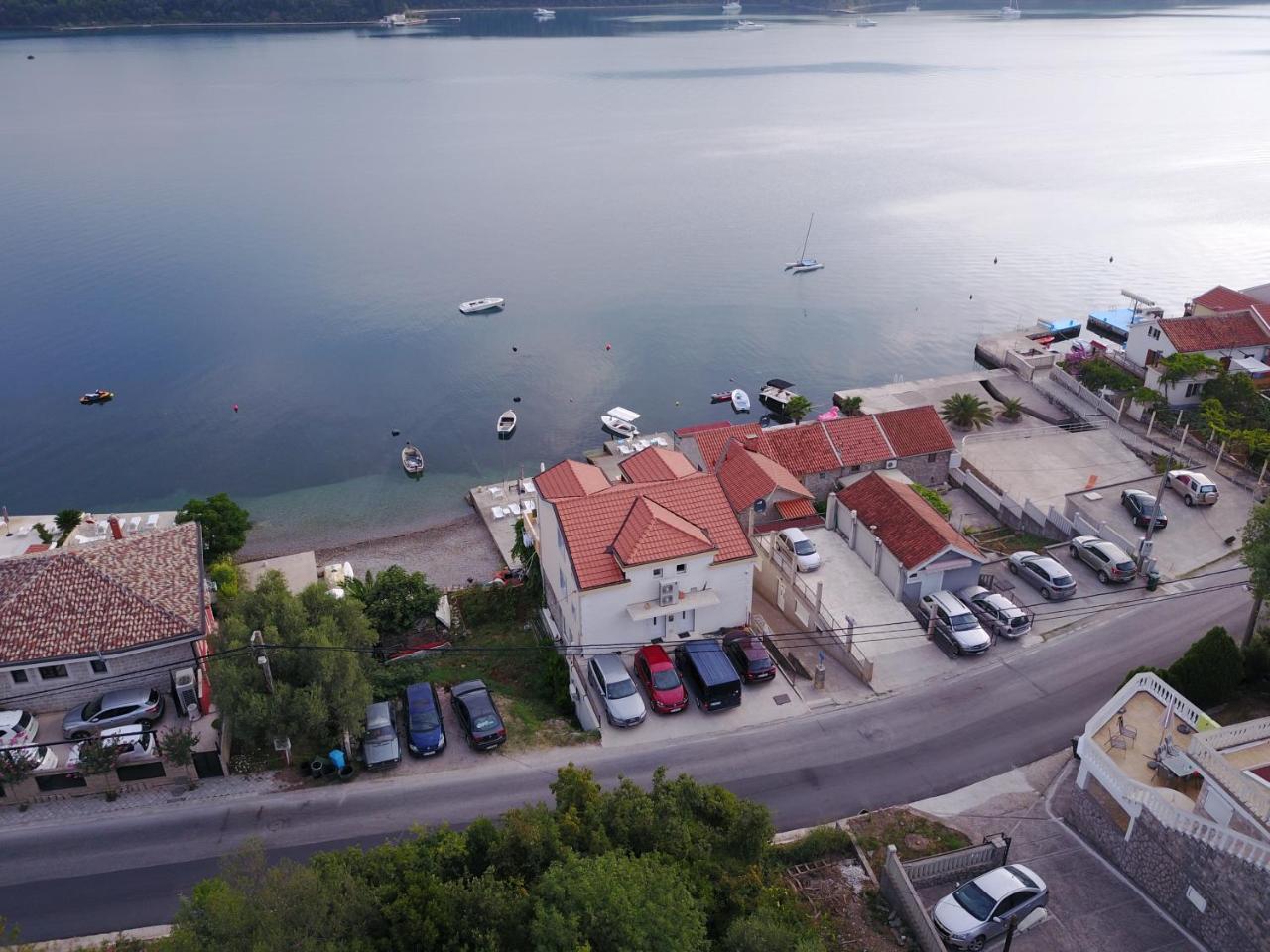 Franovic Apartments Tivat Exterior foto