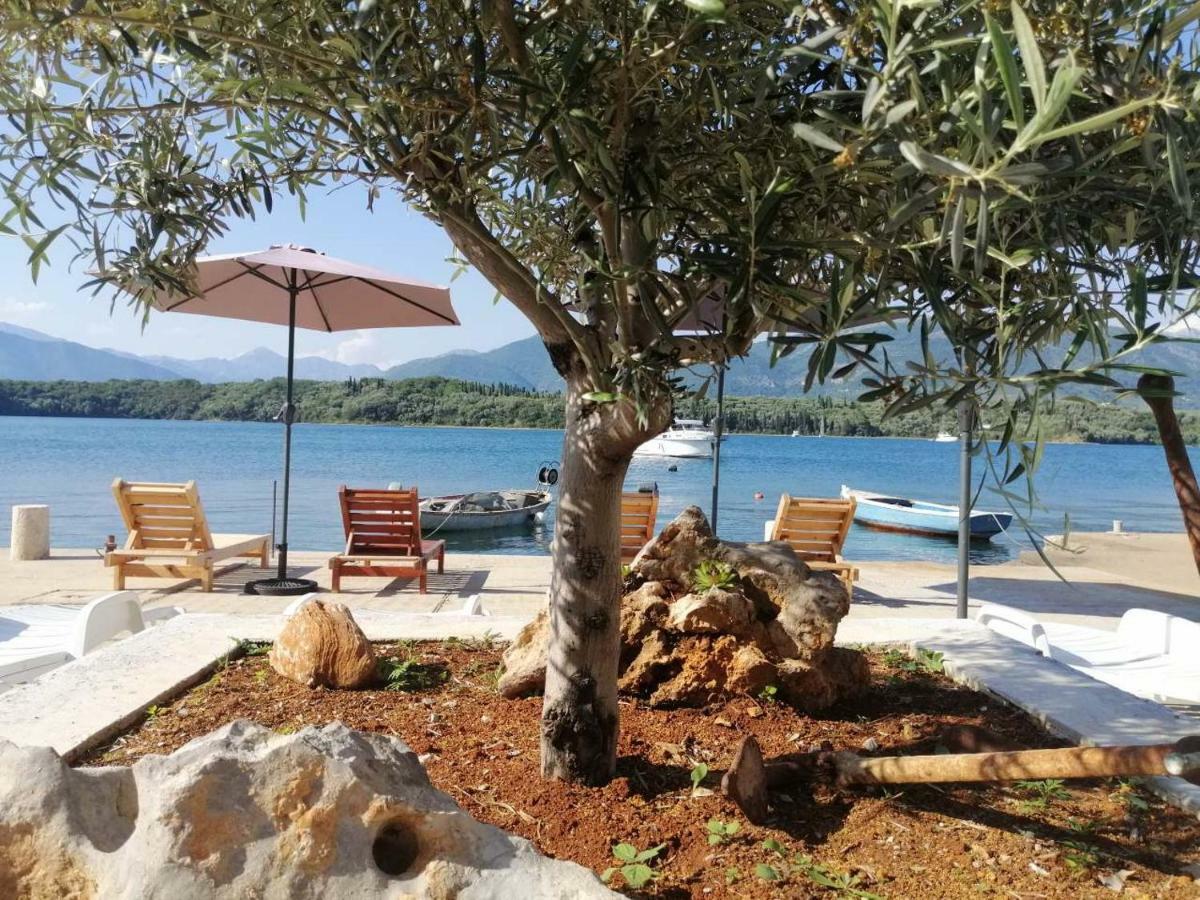 Franovic Apartments Tivat Exterior foto